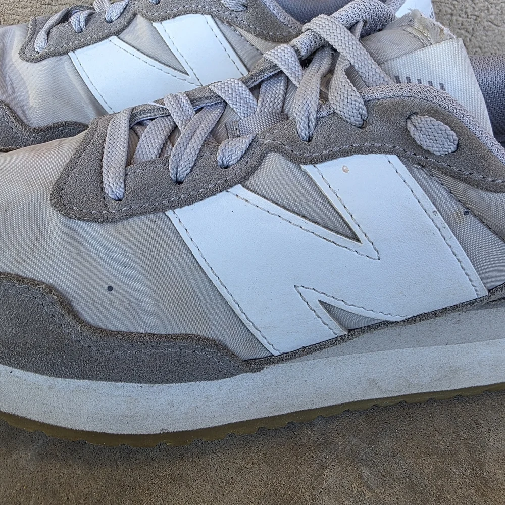 NEW BALANCE 237 V1 (MS237GE) Sz 9.5B Woman Sneakers - Picture 6 of 11